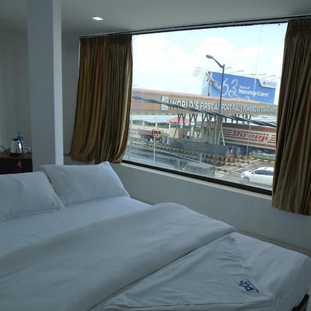 Hotel Port View Residency Pvr à Nedumbassery Extérieur photo