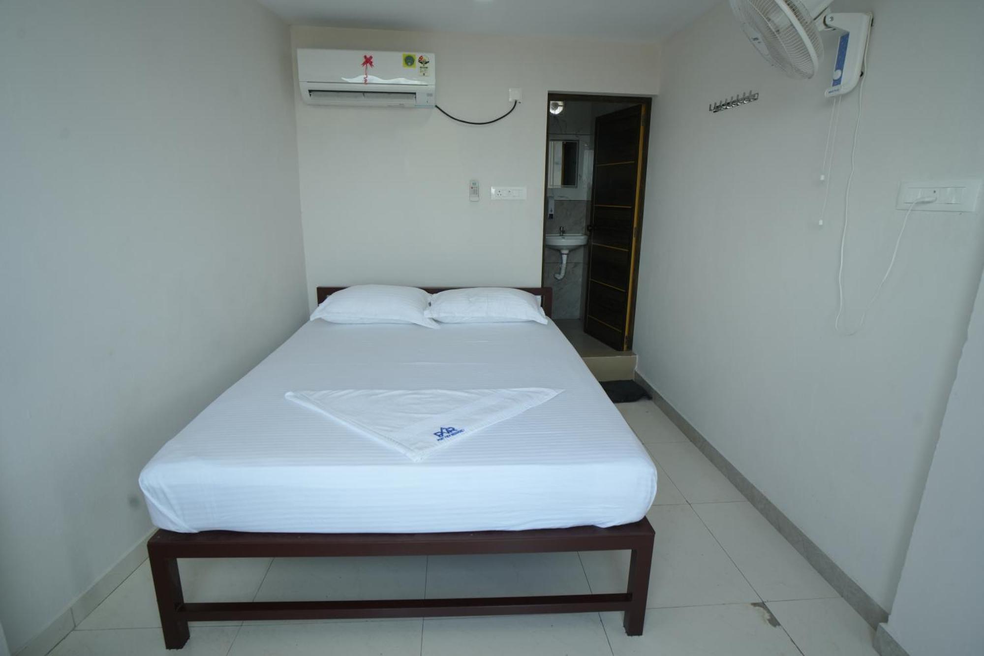 Hotel Port View Residency Pvr à Nedumbassery Extérieur photo